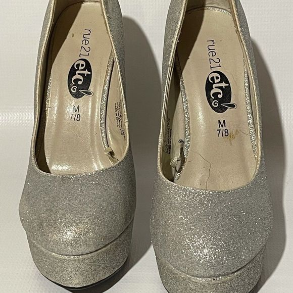 Rue 21 Silver Glitter Platform Heels – Size M (7/8) - Picture 7 of 10
